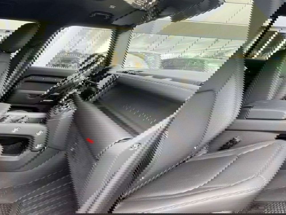 Land Rover Defender usata a Firenze (17)