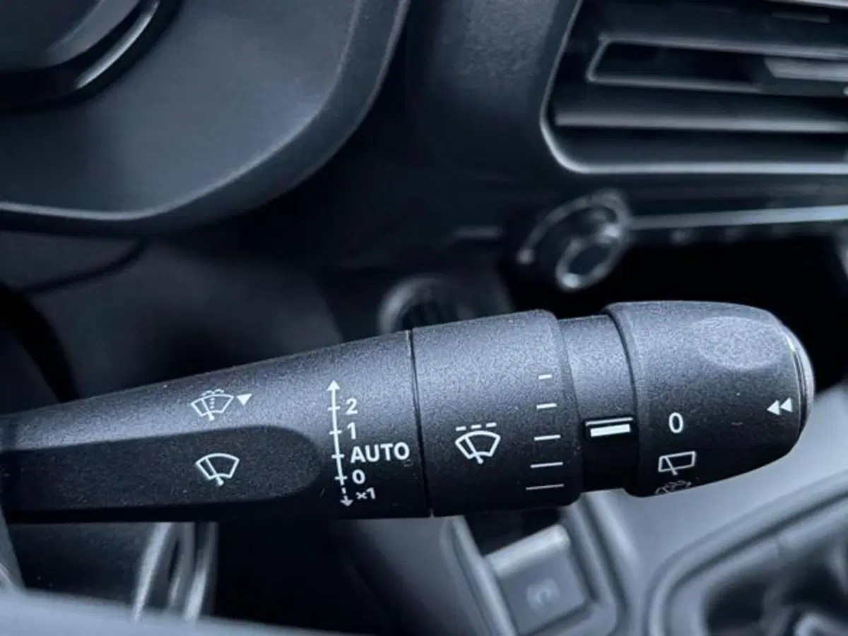 Citroen Berlingo nuova a Brescia (12)