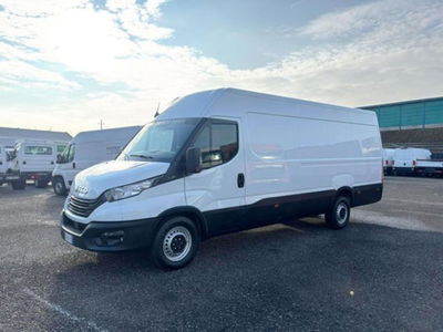 Iveco Daily Furgone 35S16HV 3.0 HPT PLM-TA Furgone del 2022 usata a Castegnato