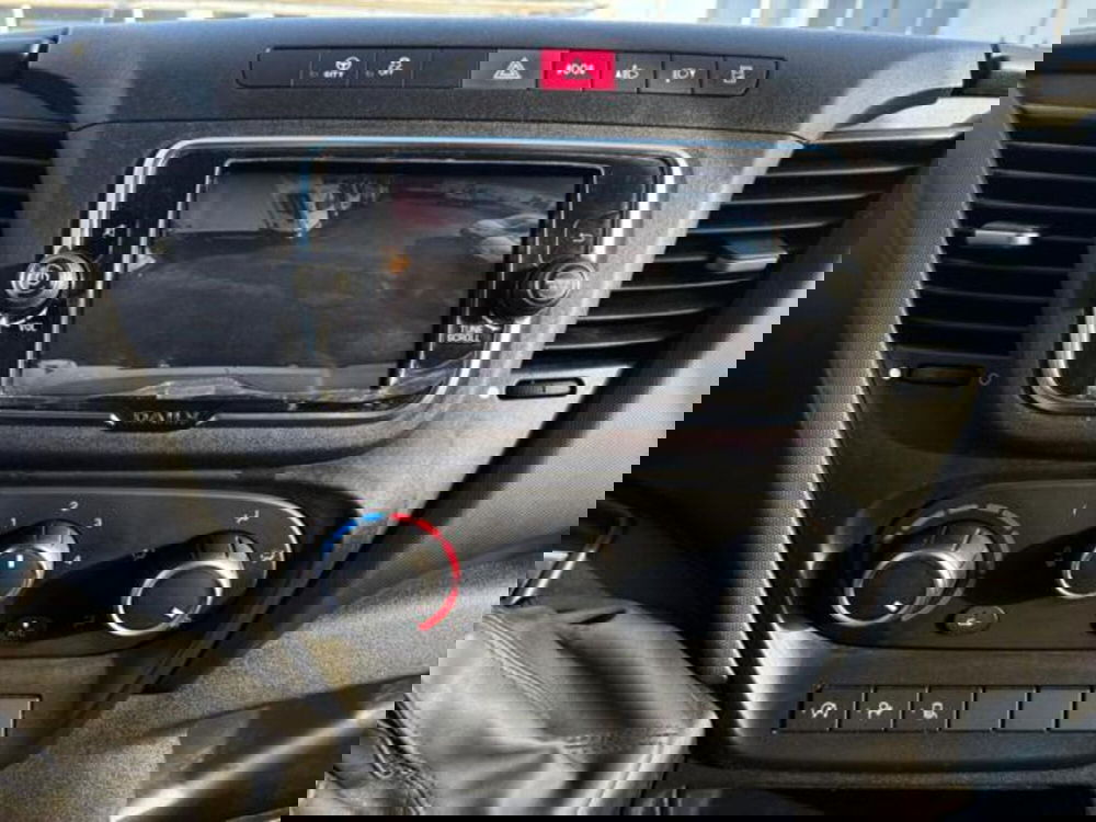 Iveco Daily Furgone usata a Brescia (11)