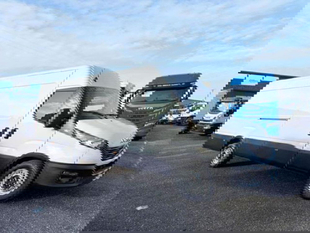 Iveco Daily Furgone usata a Brescia (3)