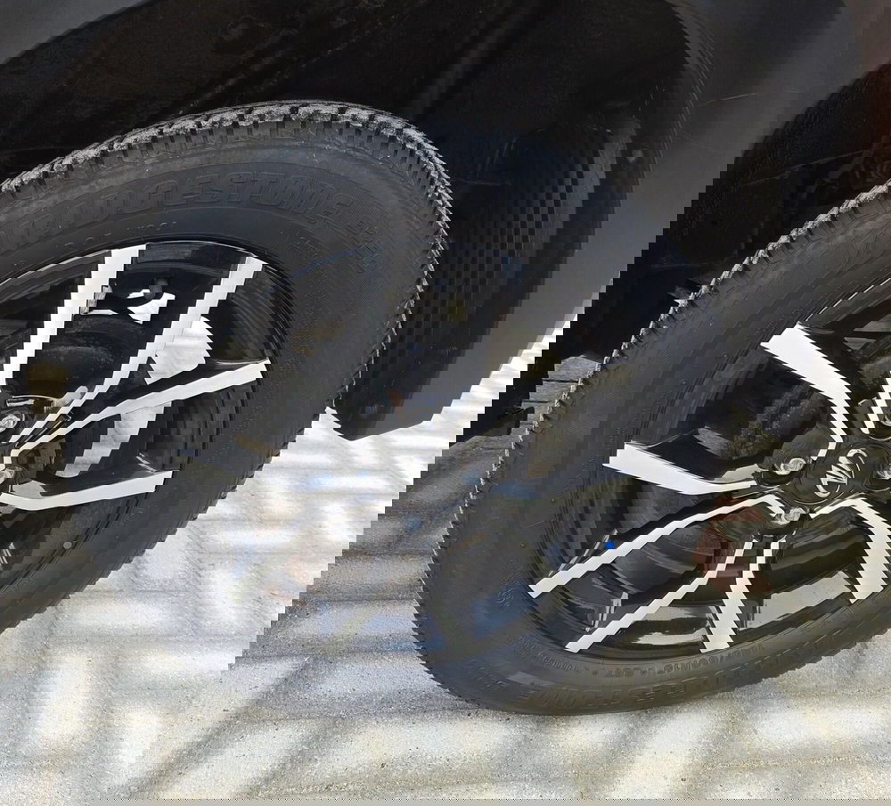 Mahindra KUV100 usata a Torino (15)