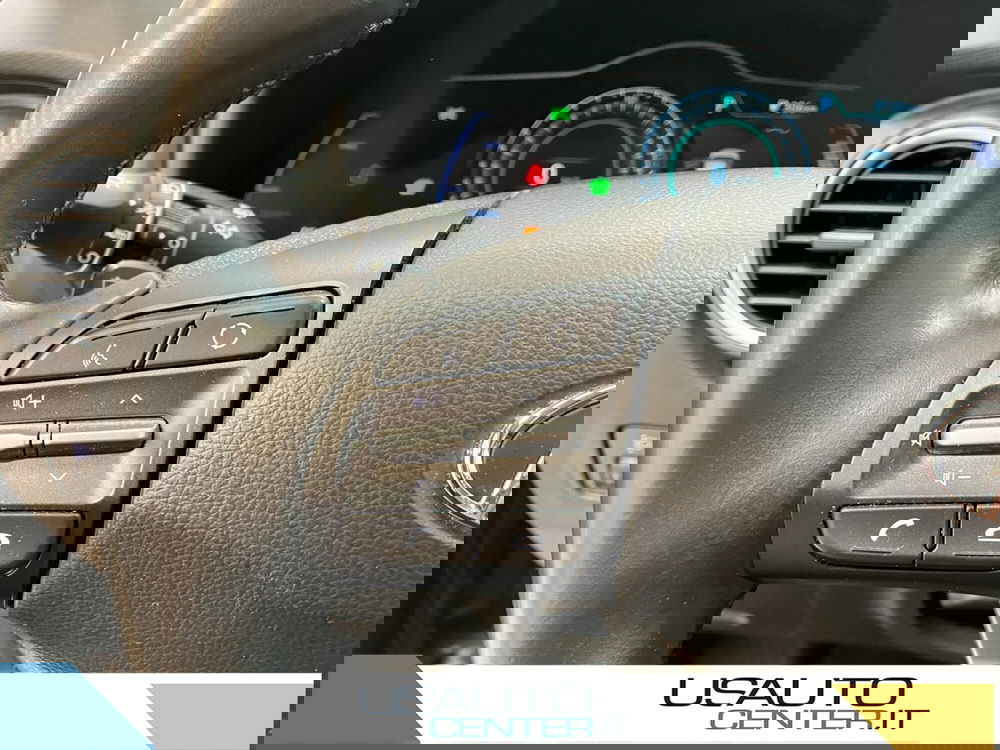 Hyundai Kona usata a Milano (10)