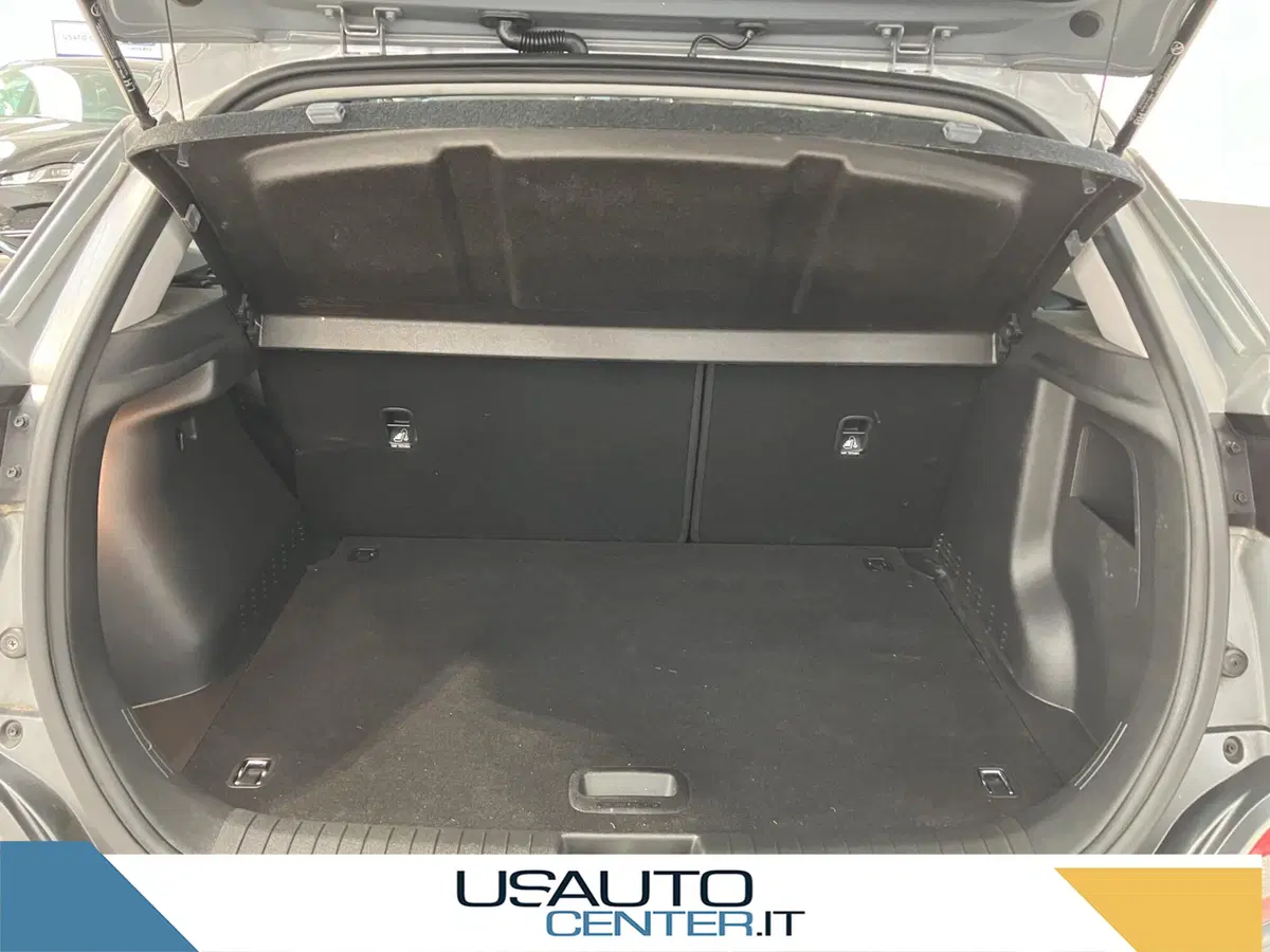 Hyundai Kona usata a Milano (15)