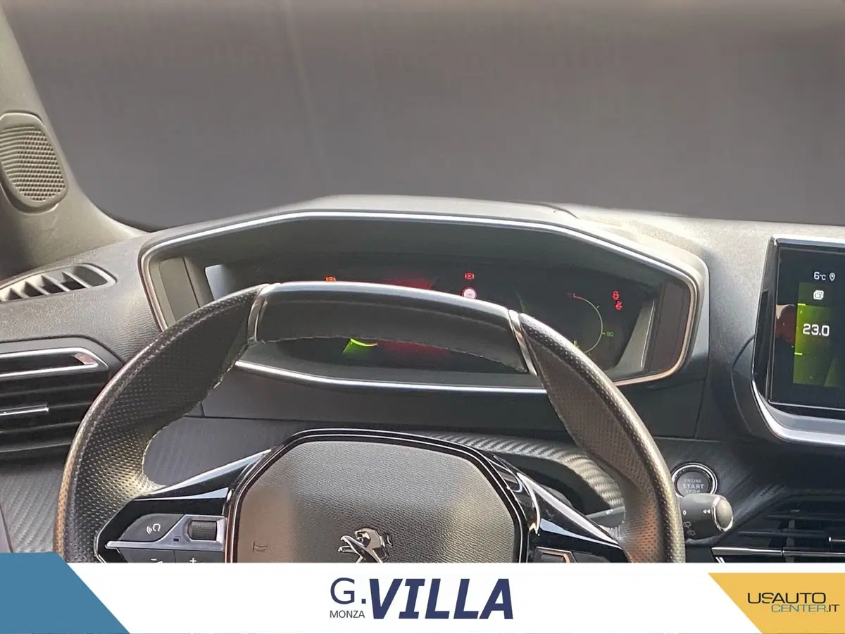 Peugeot 2008 usata a Milano (16)