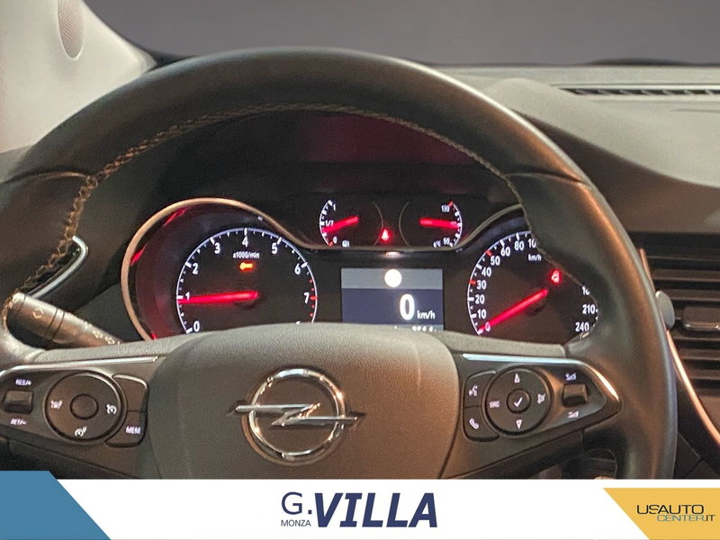 Opel Crossland X usata a Milano (16)