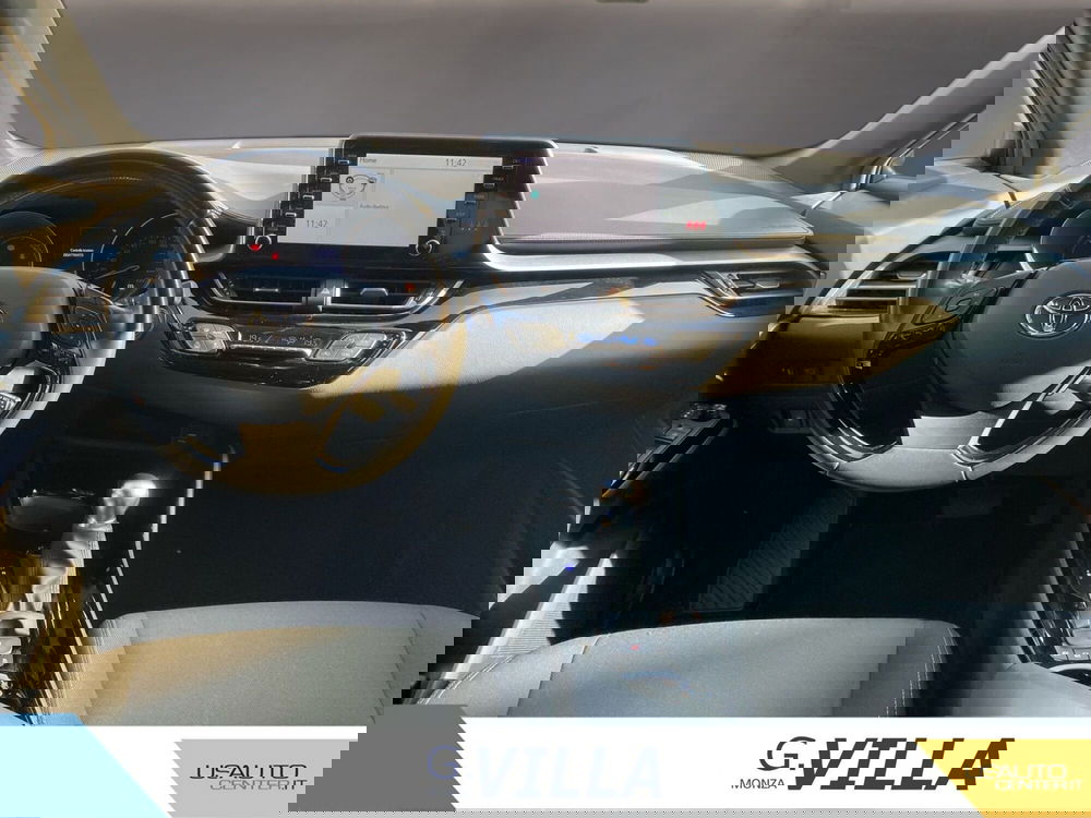 Toyota Toyota C-HR usata a Milano (15)