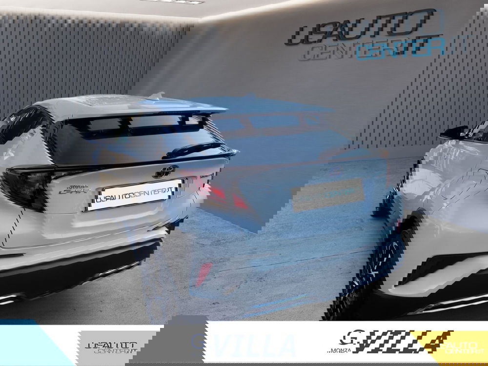 Toyota Toyota C-HR usata a Milano (6)