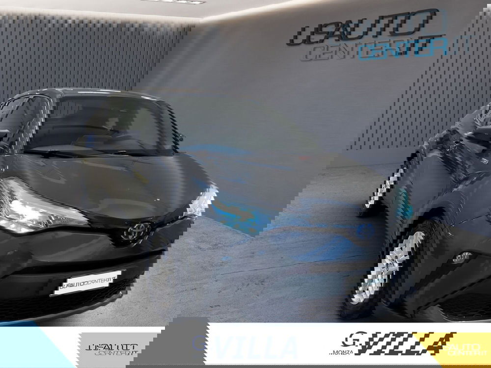 Toyota Toyota C-HR usata a Monza e Brianza (2)