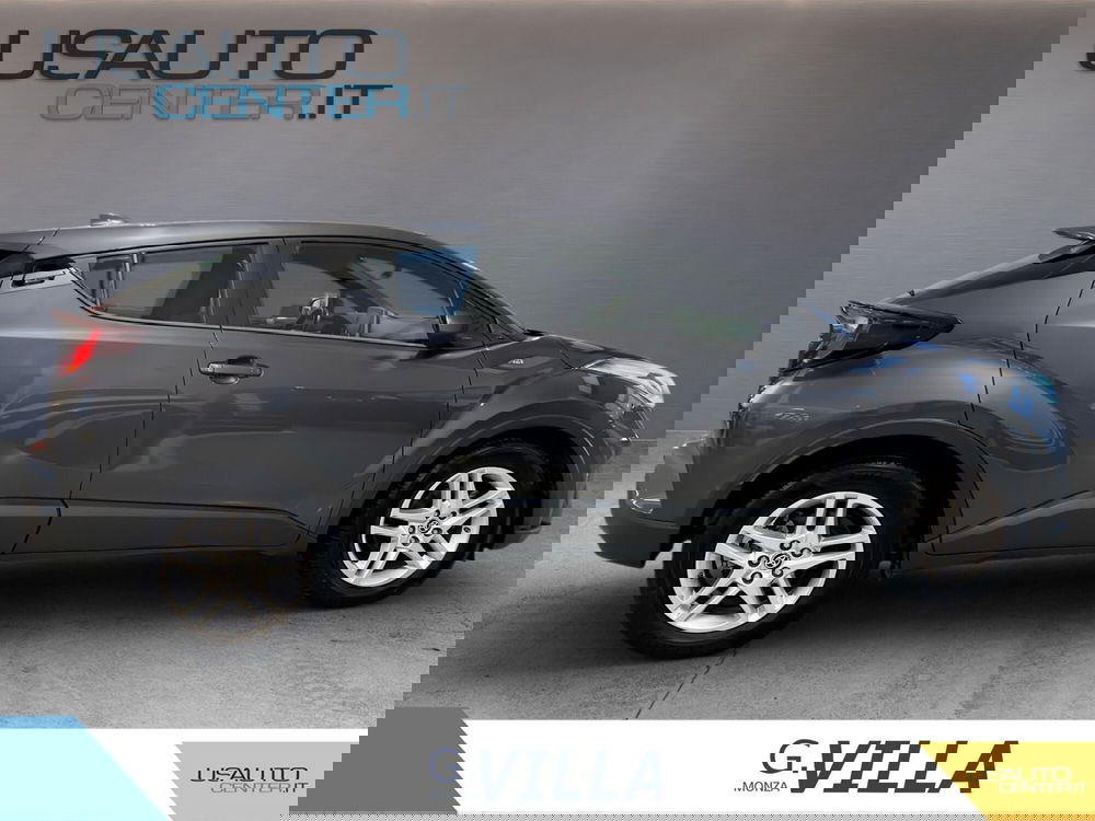 Toyota Toyota C-HR usata a Monza e Brianza (3)