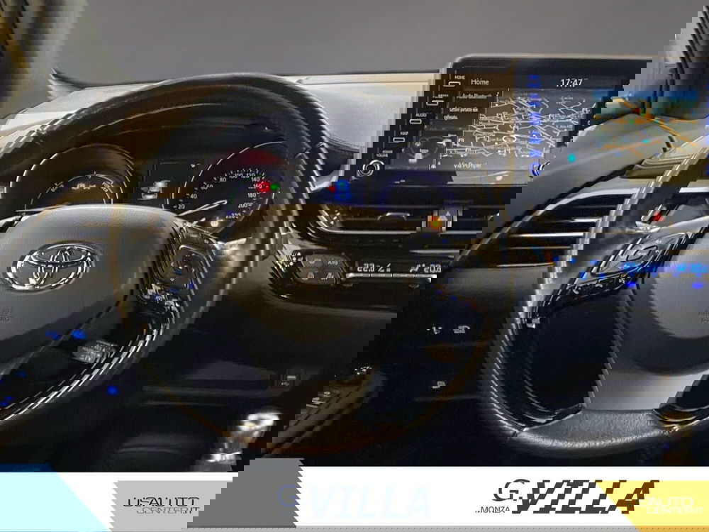 Toyota Toyota C-HR usata a Monza e Brianza (9)