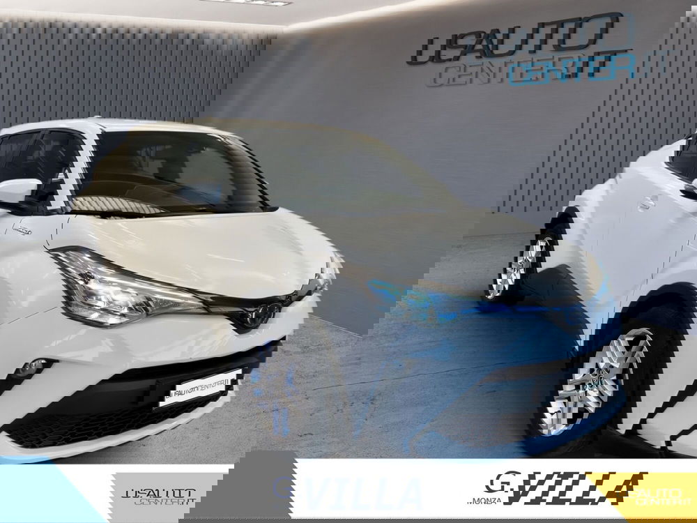 Toyota Toyota C-HR usata a Monza e Brianza (2)