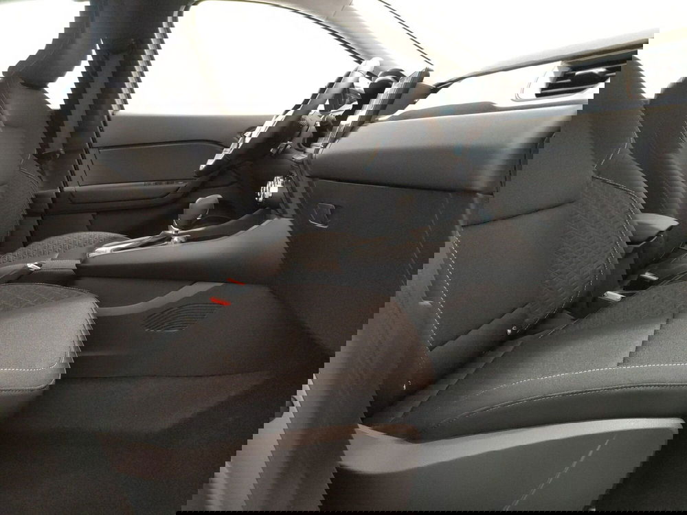 Renault Captur nuova a L'Aquila (15)