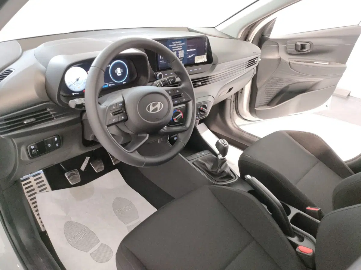 Hyundai Bayon nuova a L'Aquila (11)