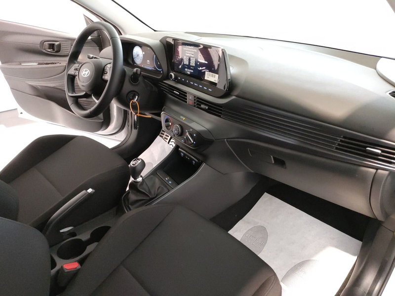 Hyundai Bayon nuova a L'Aquila (12)