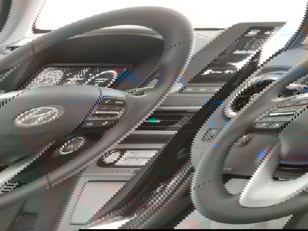 Hyundai Kona nuova a L'Aquila (17)