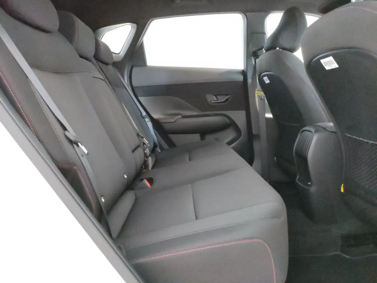 Hyundai Kona nuova a L'Aquila (14)