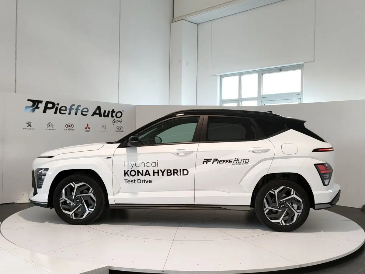 Hyundai Kona nuova a L'Aquila (2)