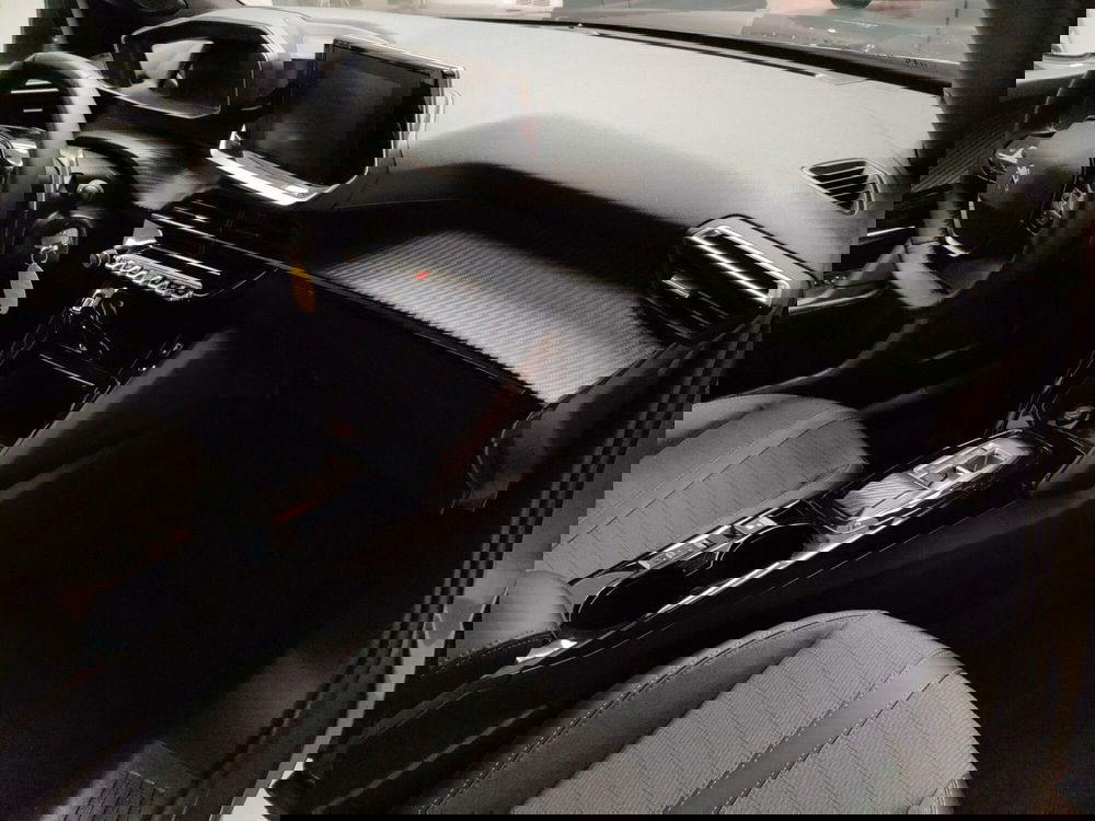 Peugeot 2008 usata a L'Aquila (12)