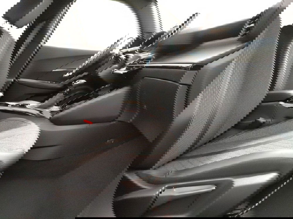 Peugeot 2008 usata a L'Aquila (15)