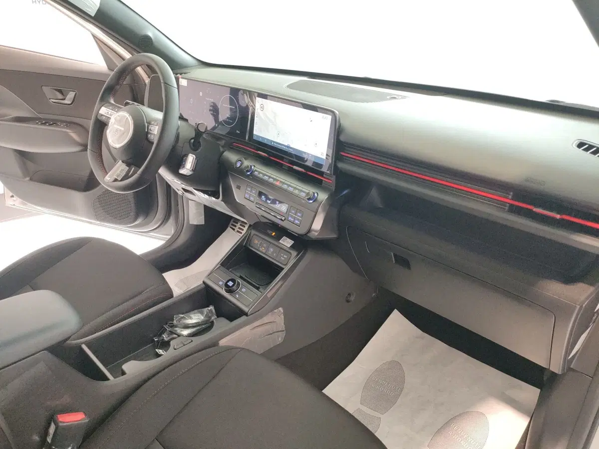 Hyundai Kona nuova a L'Aquila (12)