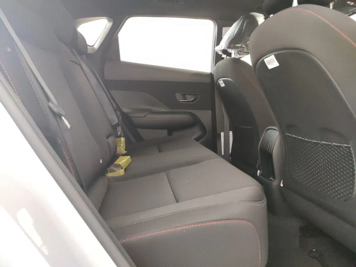 Hyundai Kona nuova a L'Aquila (14)