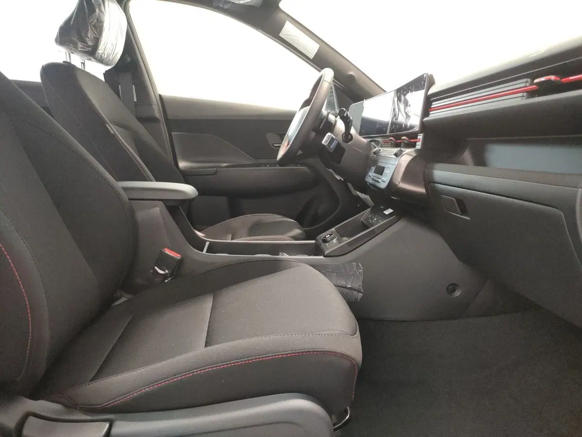 Hyundai Kona nuova a L'Aquila (15)