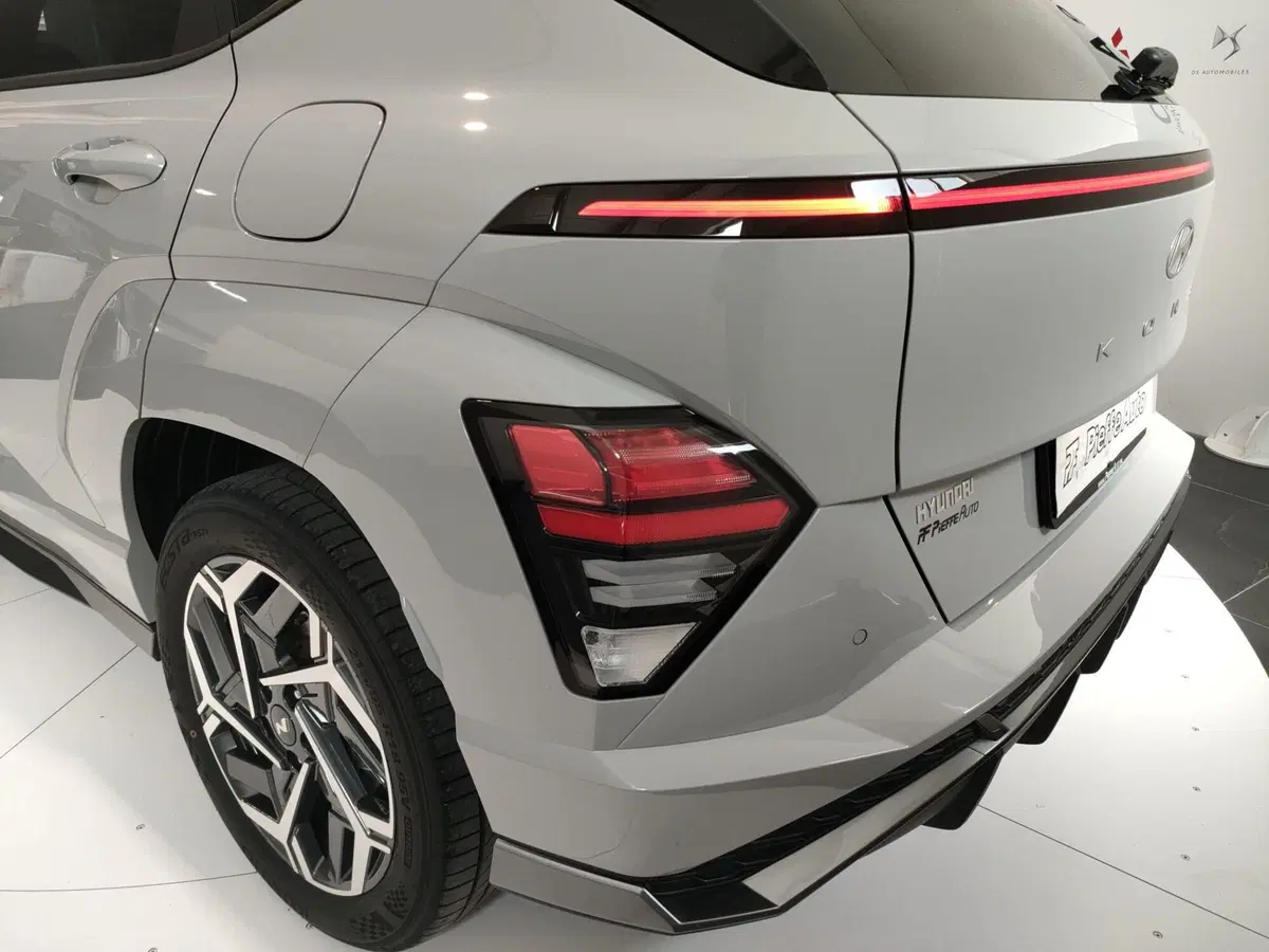 Hyundai Kona nuova a L'Aquila (8)
