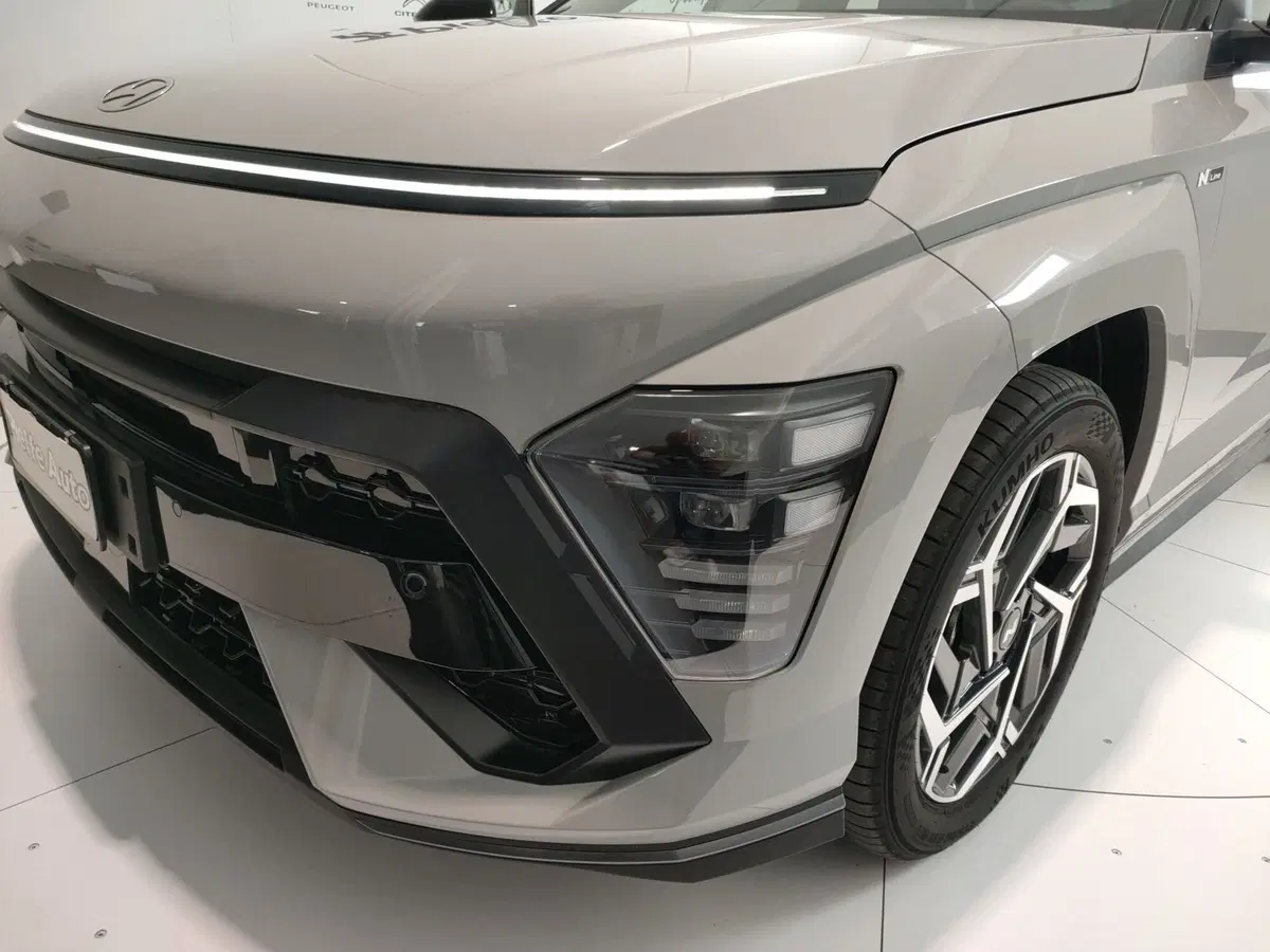 Hyundai Kona nuova a L'Aquila (9)