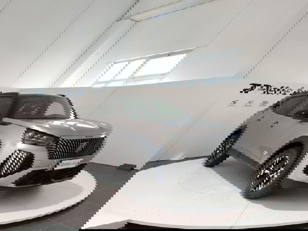 Peugeot 2008 nuova a L'Aquila (6)
