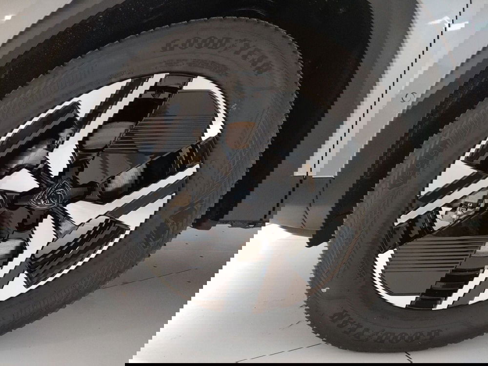 Peugeot 2008 nuova a L'Aquila (7)