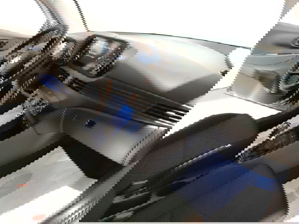 Hyundai Bayon nuova a L'Aquila (12)