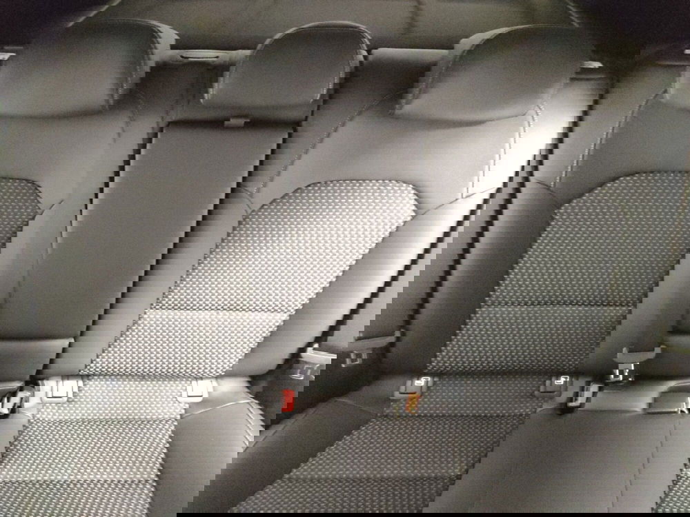 Kia XCeed nuova a Teramo (13)