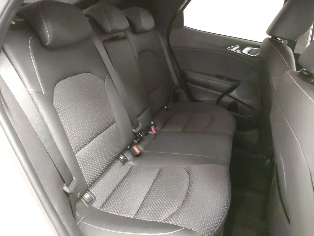 Kia XCeed nuova a Teramo (14)