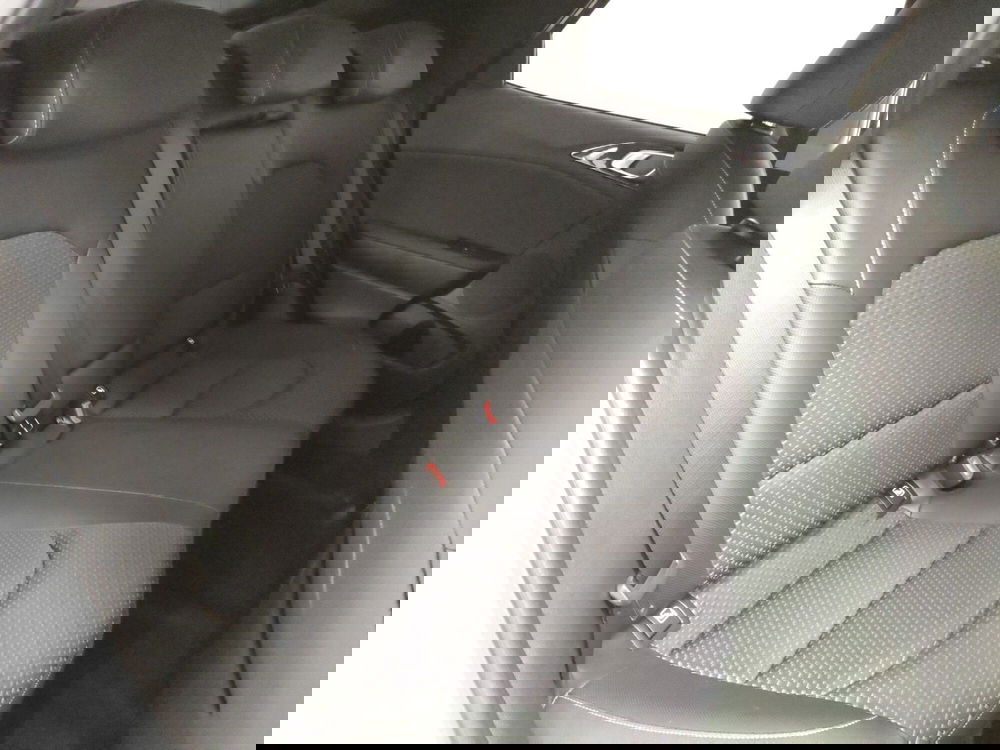 Kia XCeed nuova a Teramo (14)