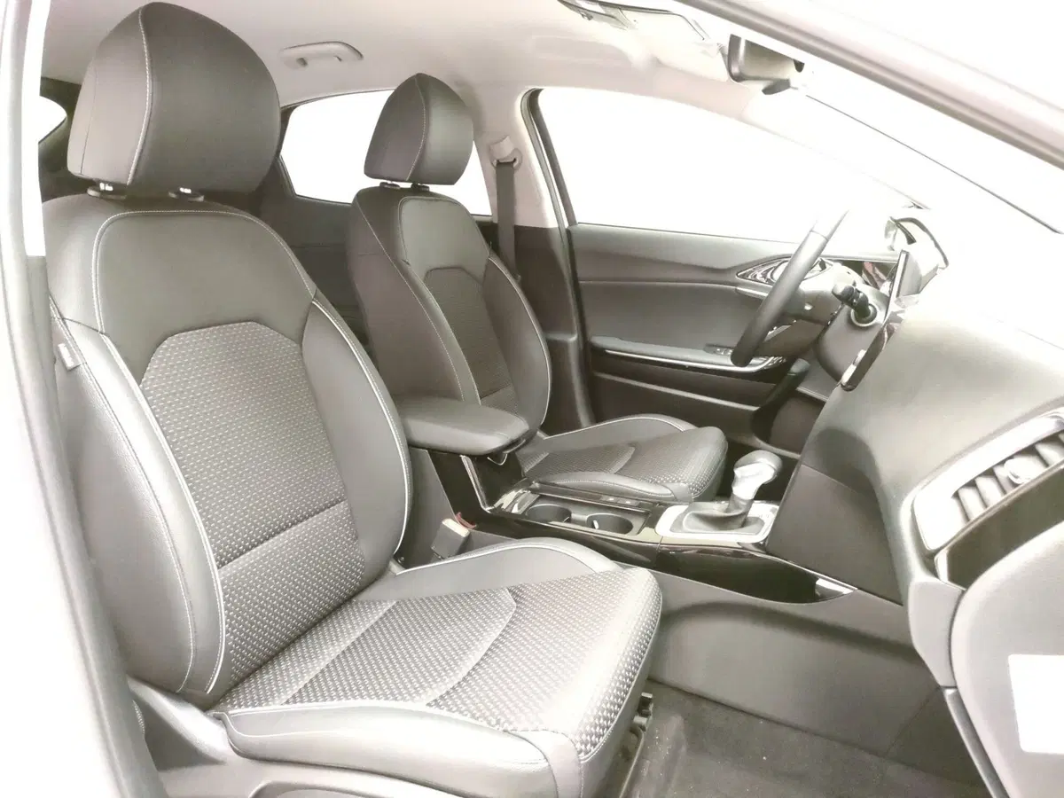 Kia XCeed nuova a Teramo (15)