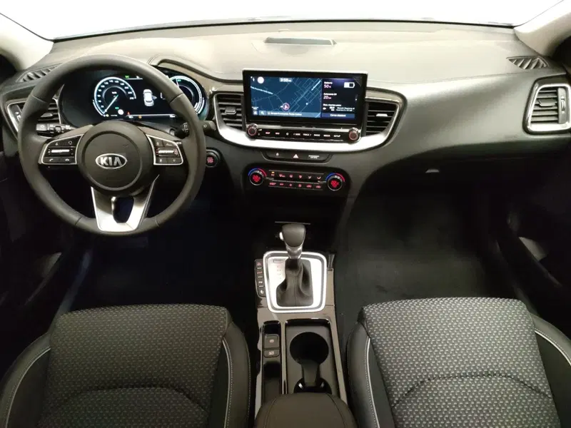 Kia XCeed nuova a Teramo (16)