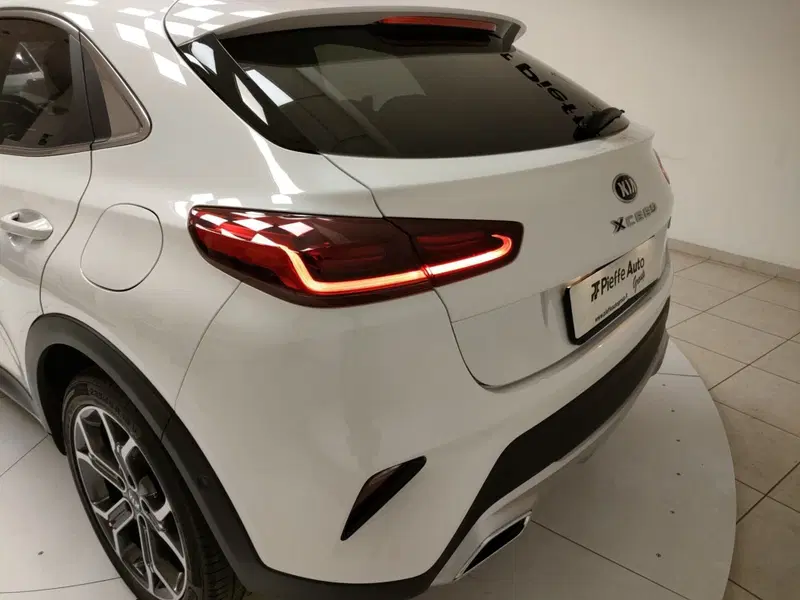Kia XCeed nuova a Teramo (8)