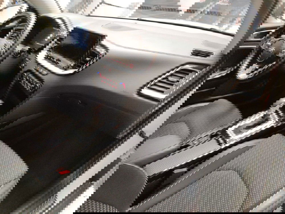 Kia XCeed usata a Teramo (12)