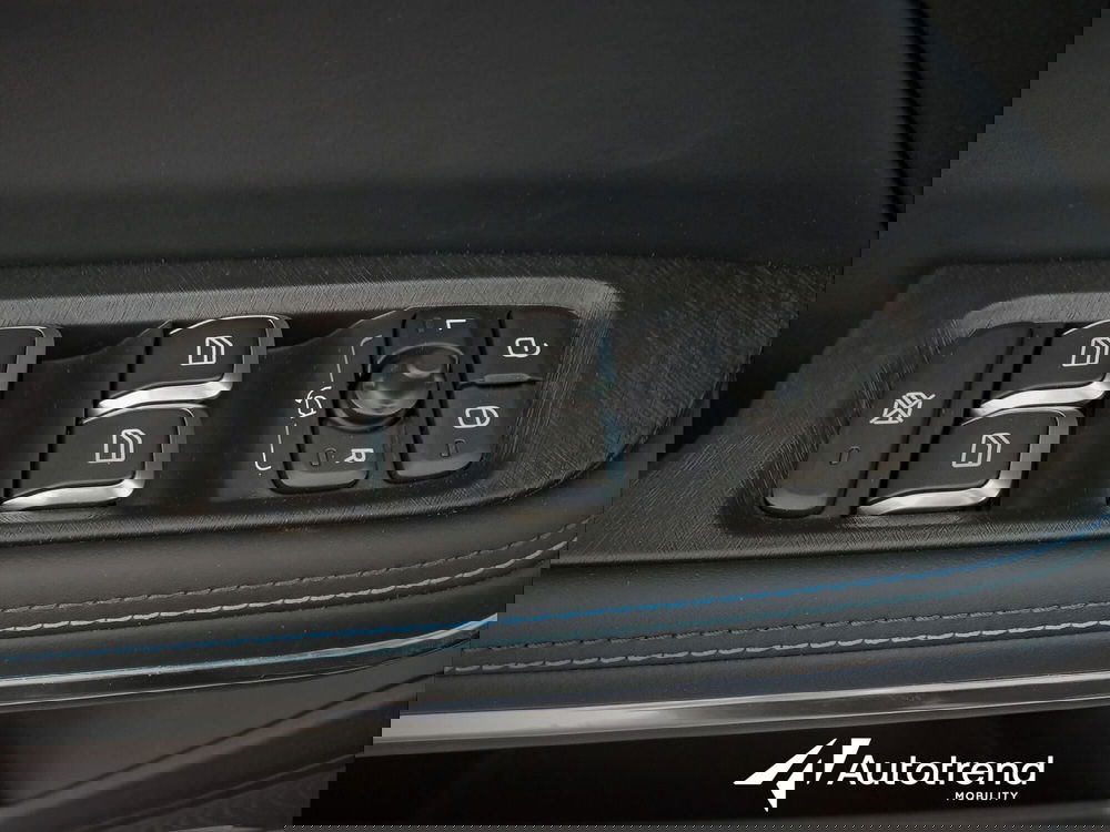 Lynk & Co 01 usata a Bari (19)