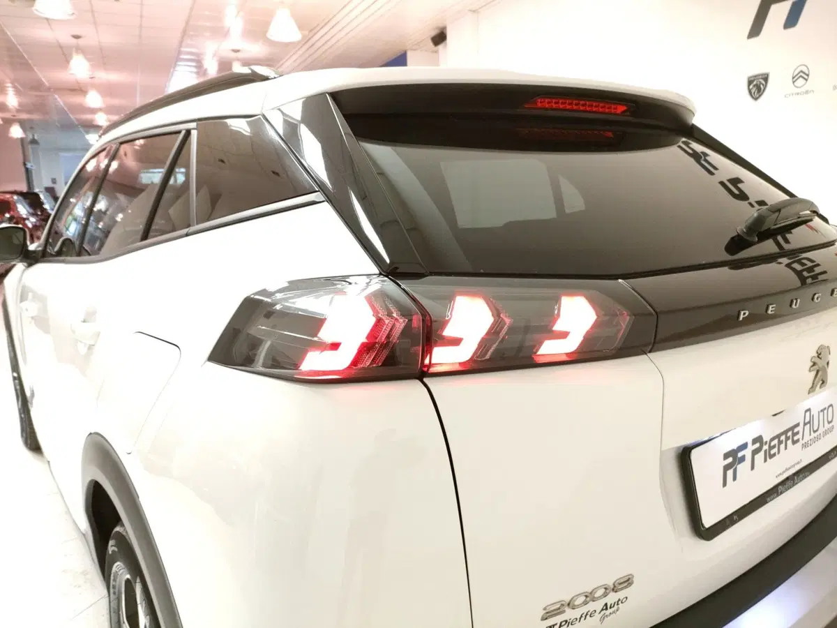 Peugeot 2008 usata a Teramo (9)