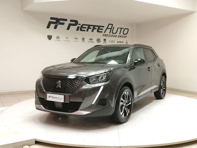 Peugeot 2008 PureTech 100 S&amp;S Allure Pack del 2023 usata a Teramo