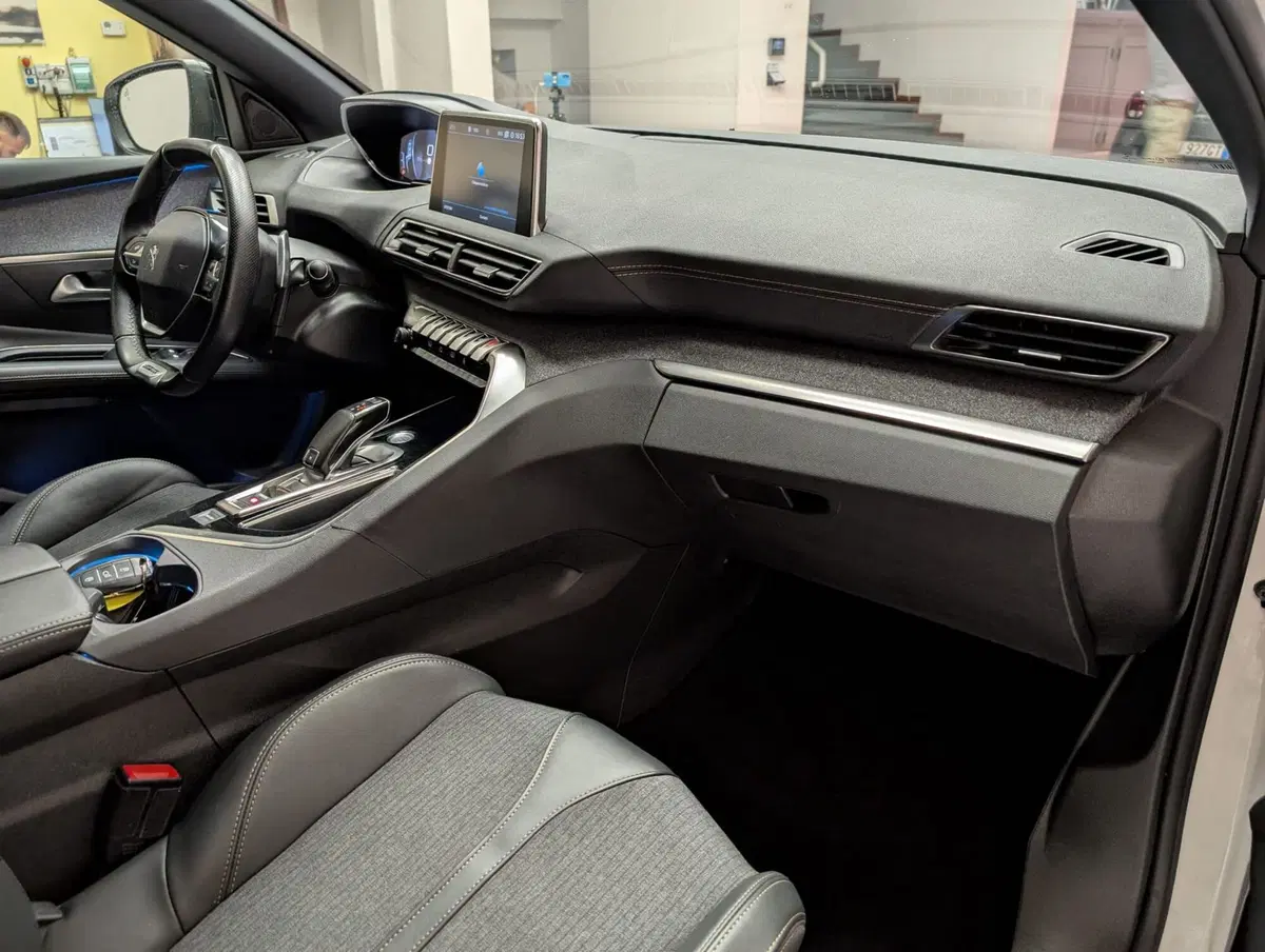 Peugeot 3008 usata a Teramo (12)