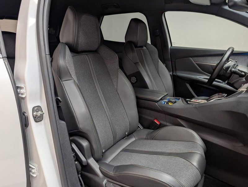 Peugeot 3008 usata a Teramo (15)