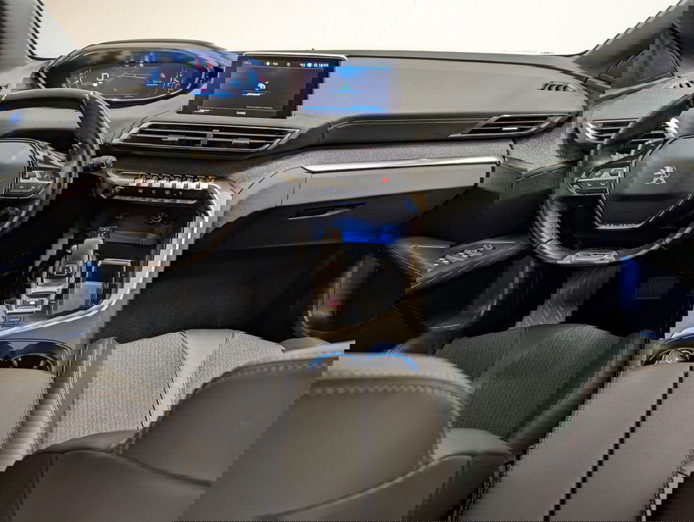 Peugeot 3008 usata a Teramo (16)