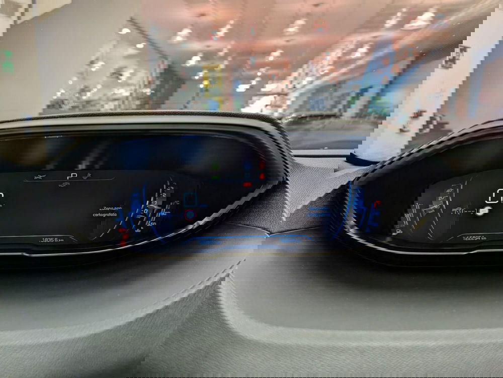 Peugeot 3008 usata a Teramo (18)