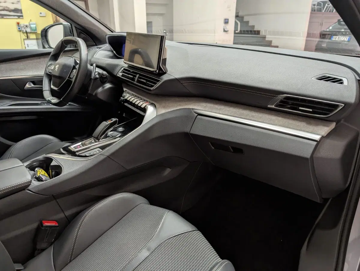 Peugeot 3008 usata a Teramo (12)