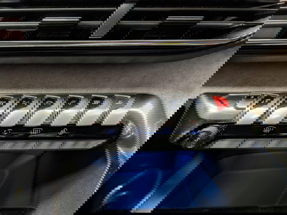 Peugeot 3008 usata a Teramo (20)