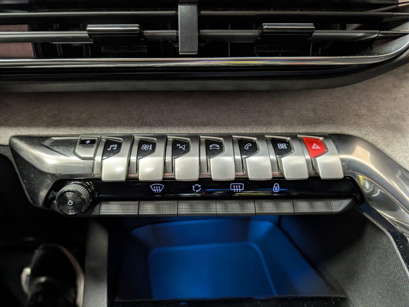 Peugeot 3008 usata a Teramo (20)