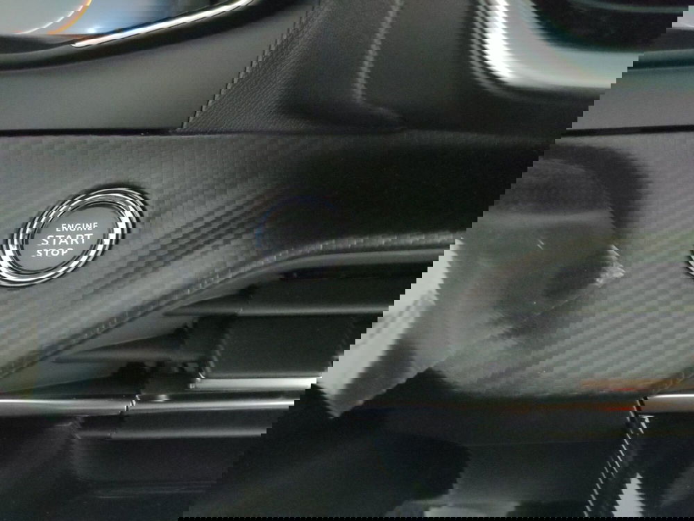 Peugeot 2008 nuova a Teramo (19)